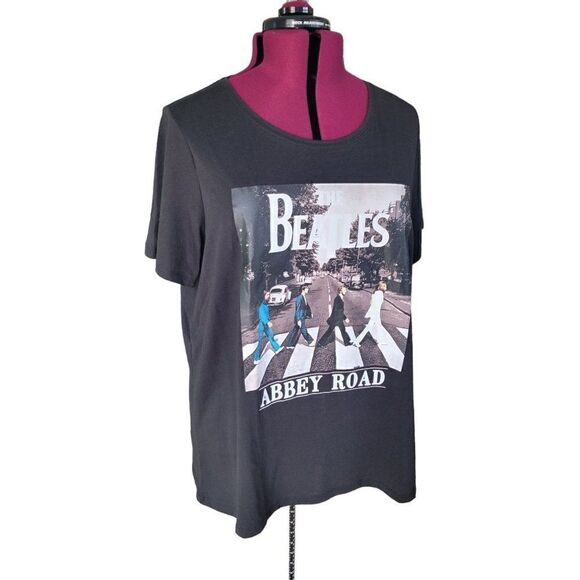 The Beatles Abbey Road Tee (Size 1X) - Picture 8 of 8